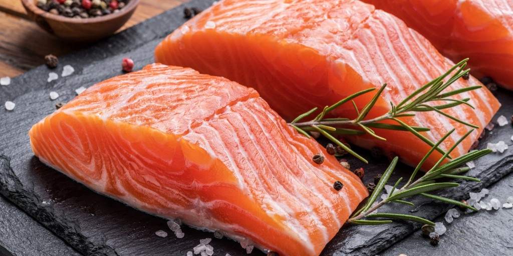 Salmon, ikan berlemak dan sumber asid lemak omega-3